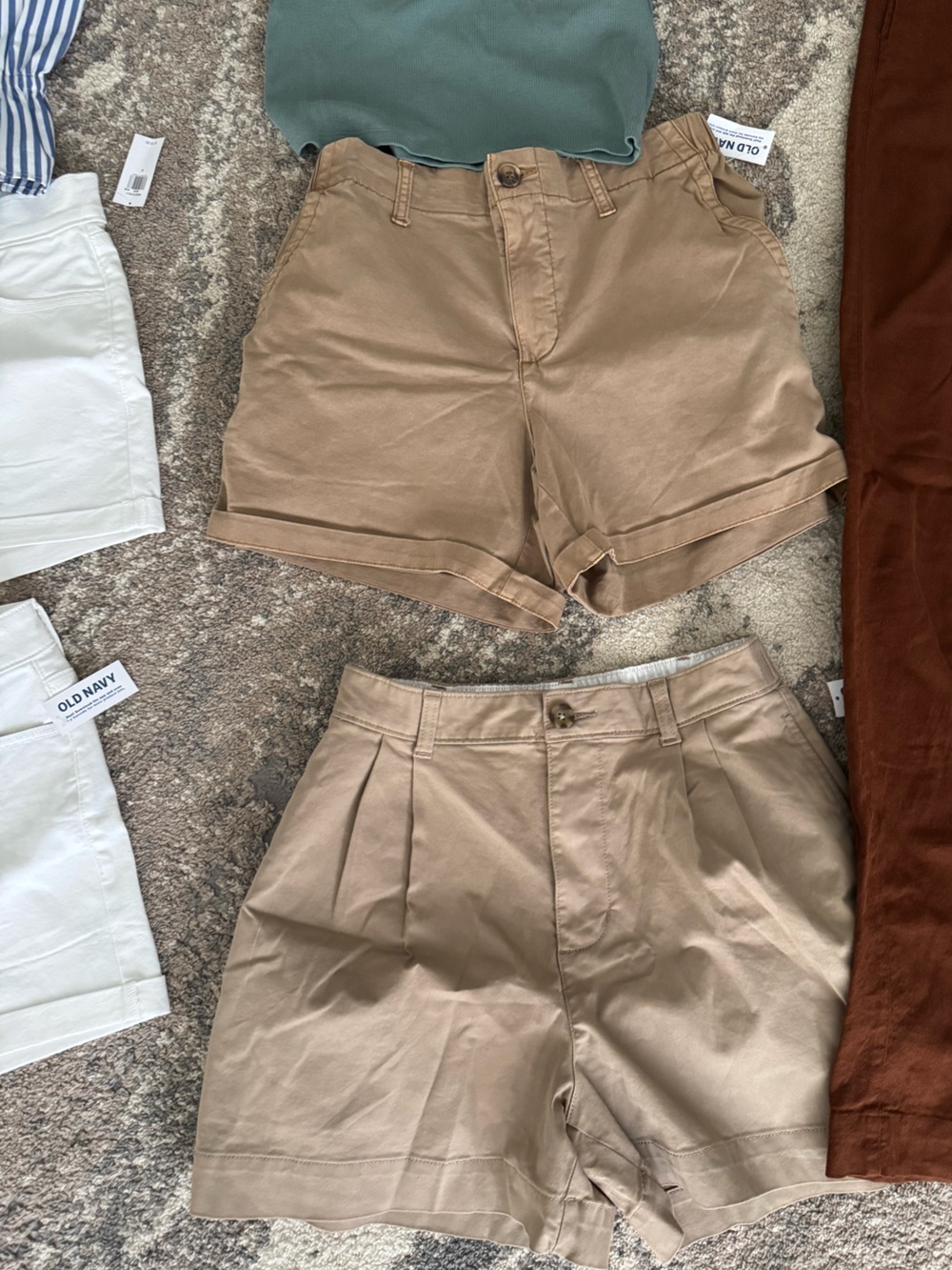 Clothing Lot - Picture 6 of 12